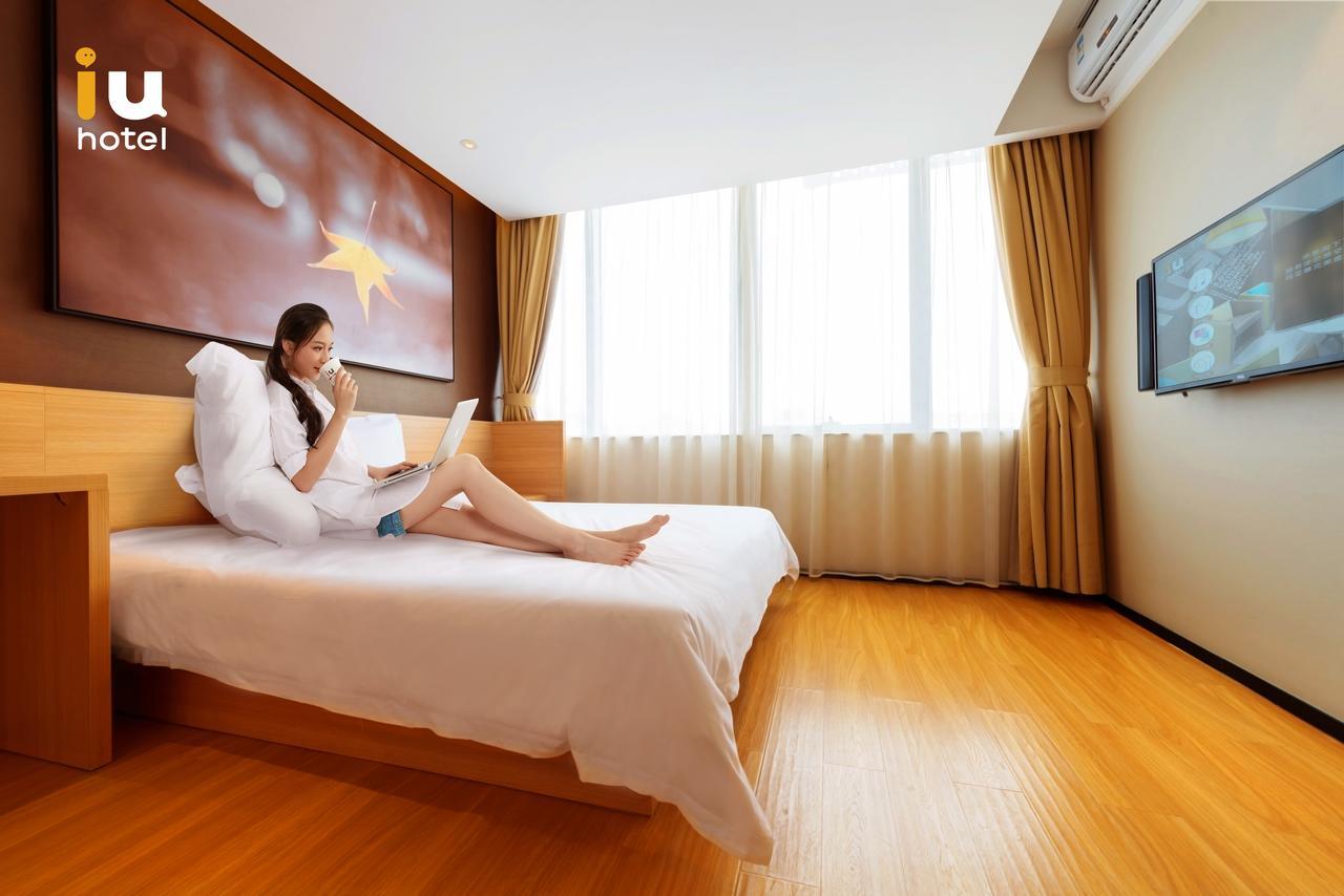 Iu Hotel Hezhou Bus Terminal Экстерьер фото